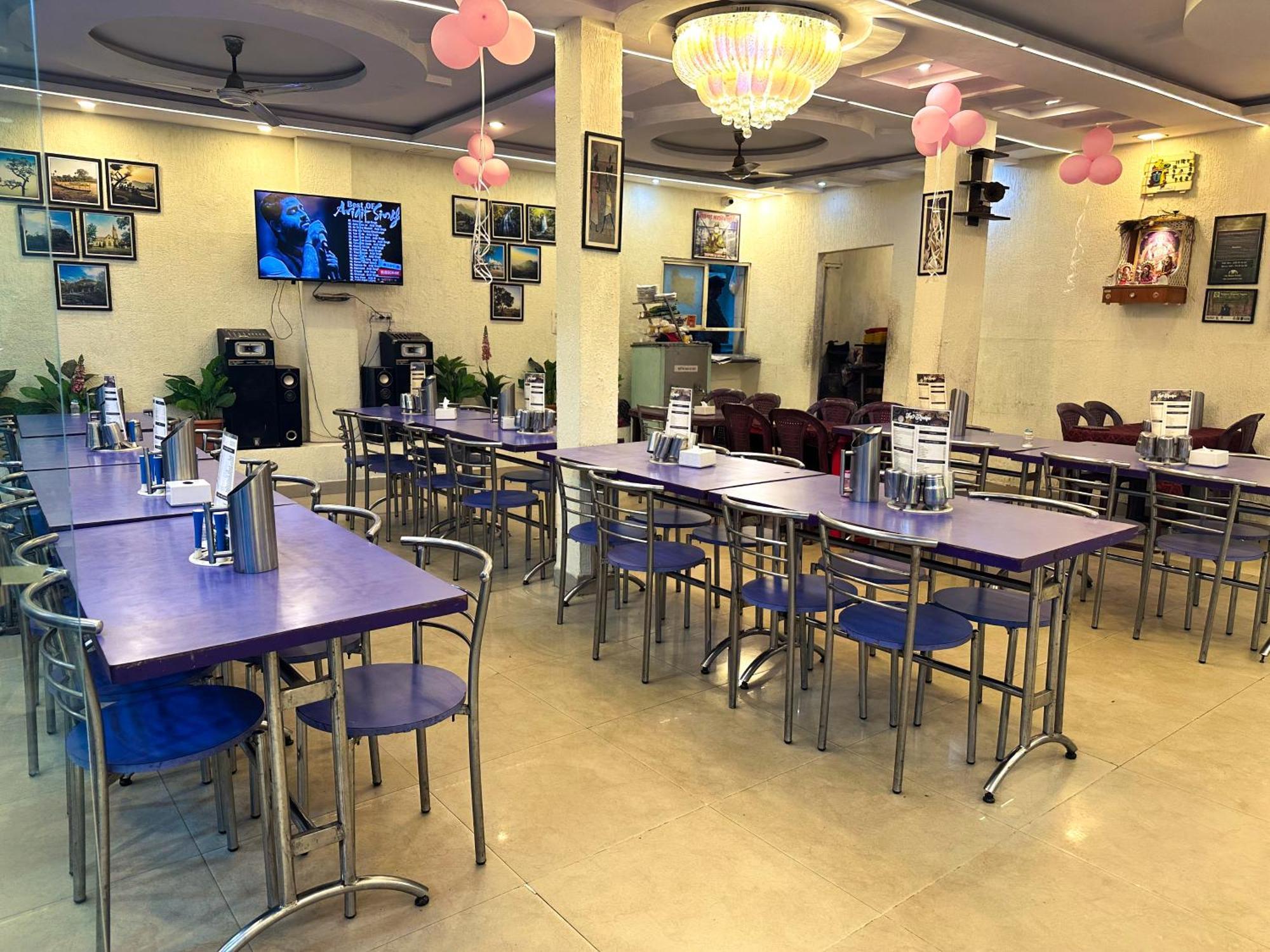 Hotel Payal & Restaurent Pachmarhī Buitenkant foto
